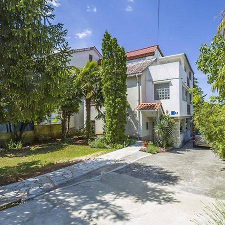 Apartman Laurus Malinska Dış mekan fotoğraf
