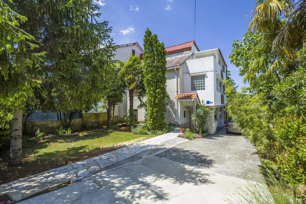 Apartman Laurus Malinska Dış mekan fotoğraf