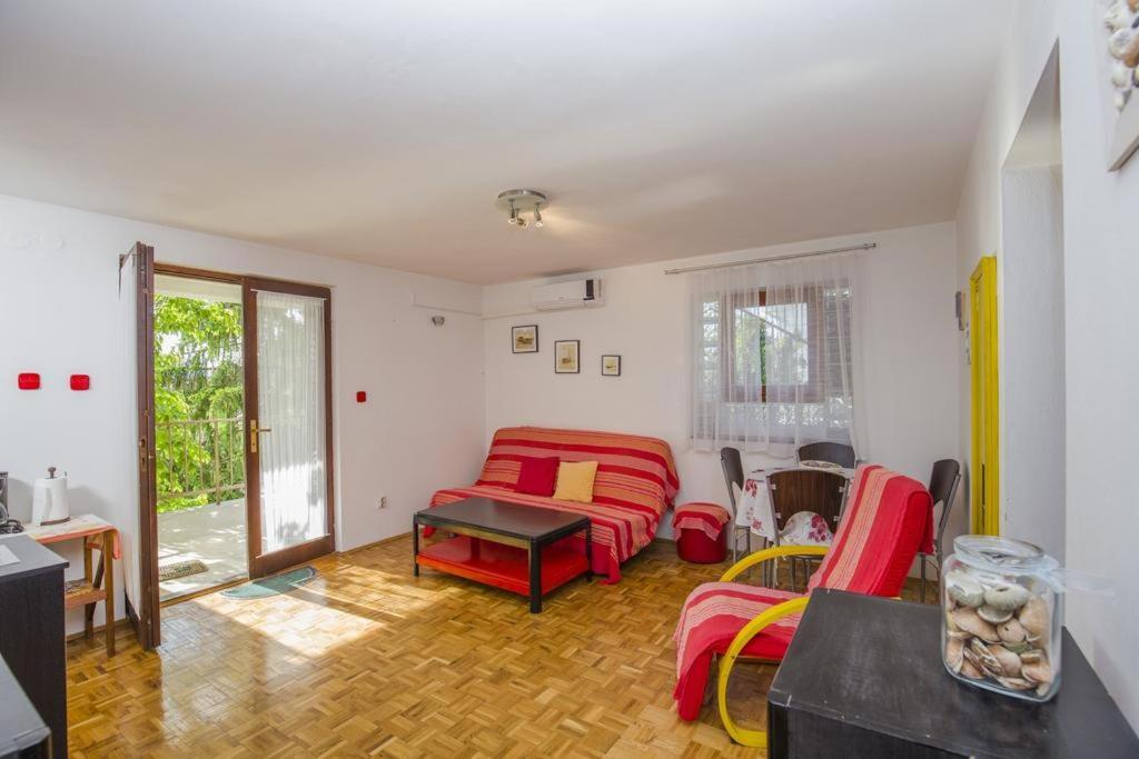 Apartman Laurus Malinska Dış mekan fotoğraf